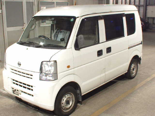 NISSAN NV100 CLIPPER