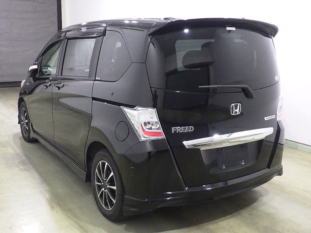 HONDA FREED