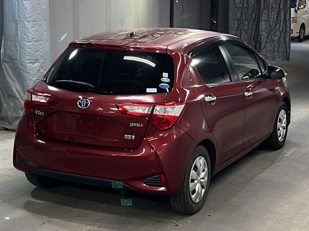 TOYOTA VITZ