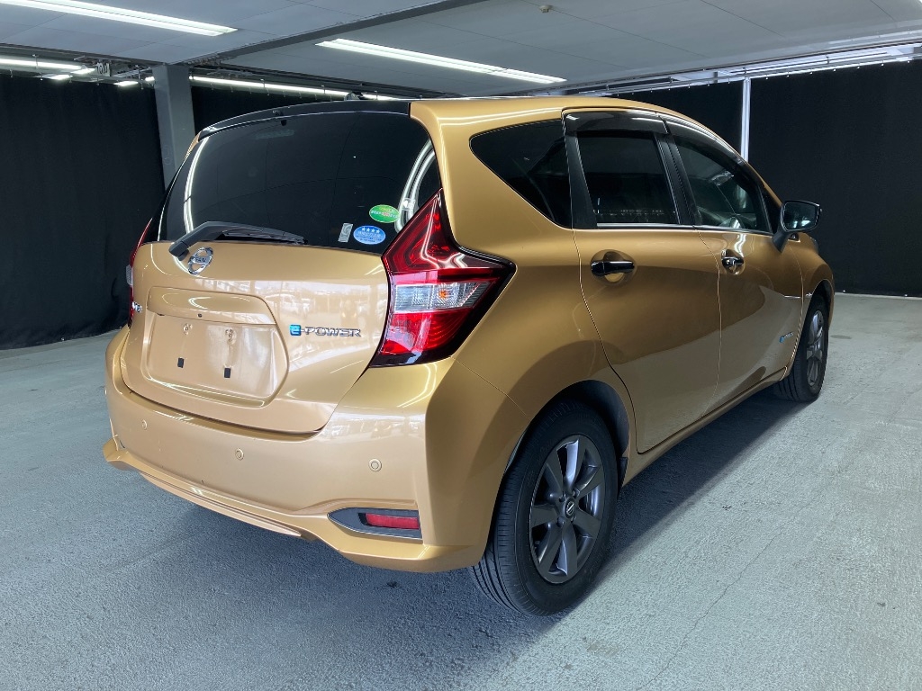 NISSAN NOTE