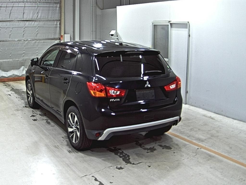 MITSUBISHI RVR