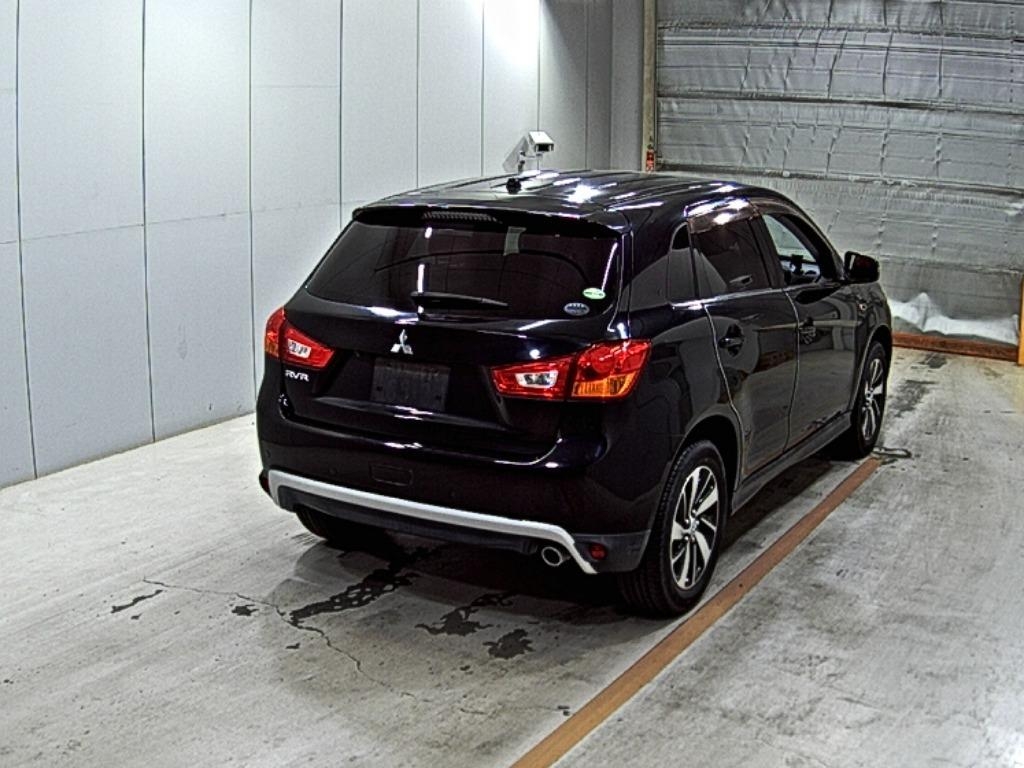 MITSUBISHI RVR