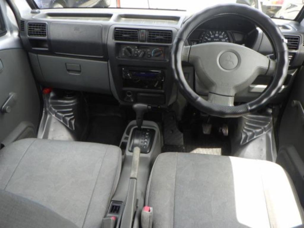MITSUBISHI MINICAB