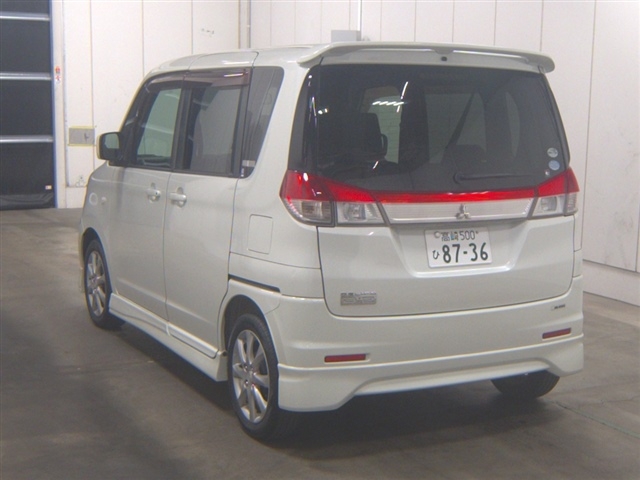 MITSUBISHI DELICA D:2