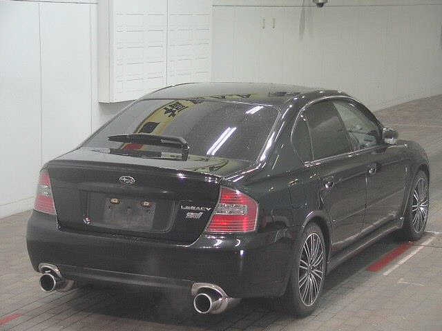 SUBARU LEGACY B4