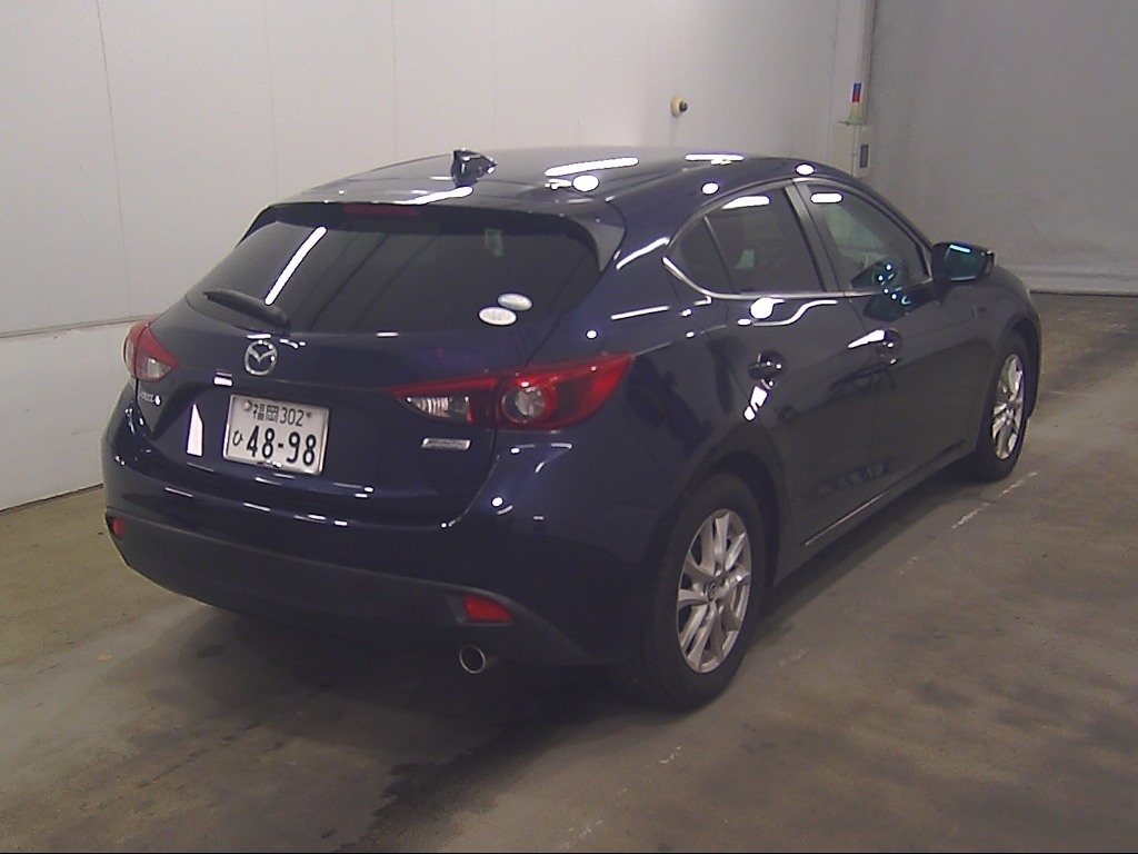 MAZDA AXELA