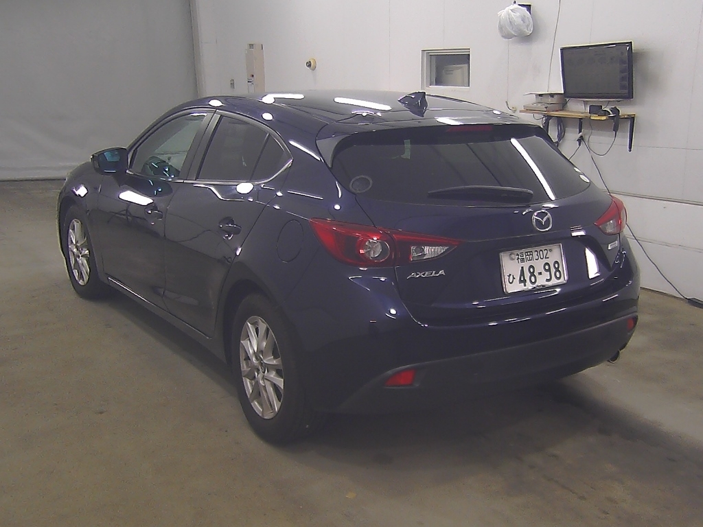 MAZDA AXELA