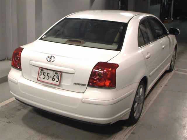 TOYOTA AVENSIS
