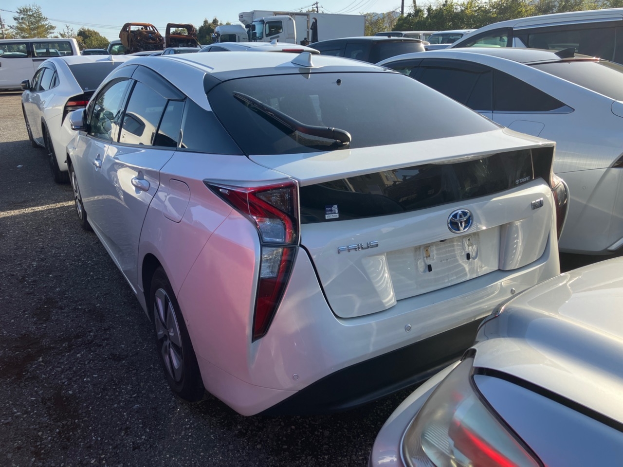 TOYOTA PRIUS