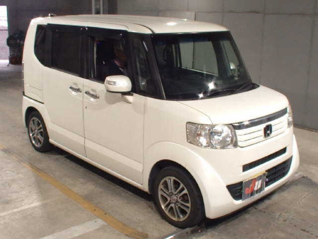 HONDA N-BOX