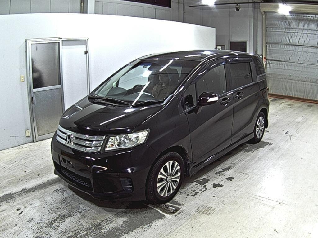 HONDA FREED SPIKE