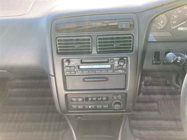 TOYOTA CARINA