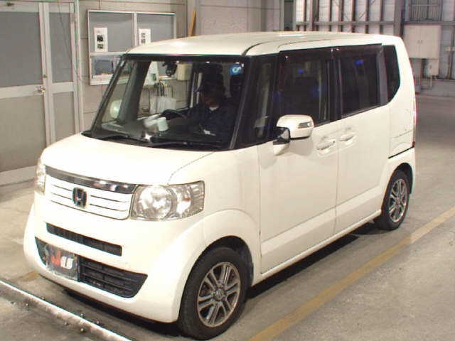 HONDA N-BOX