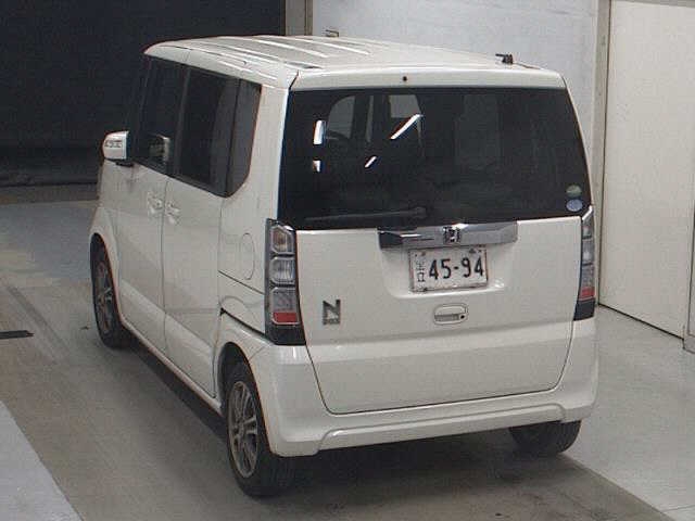 HONDA N-BOX
