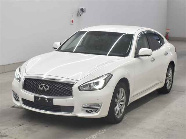 NISSAN FUGA