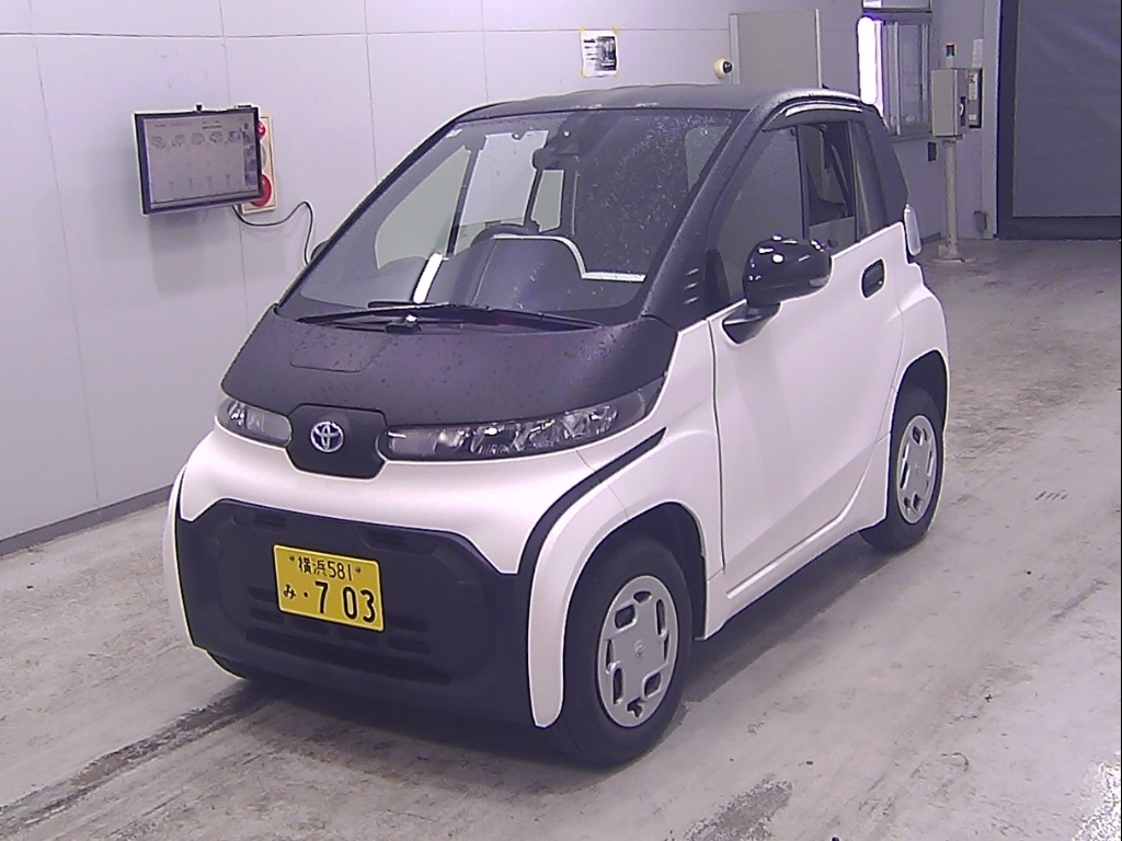 TOYOTA C+POD