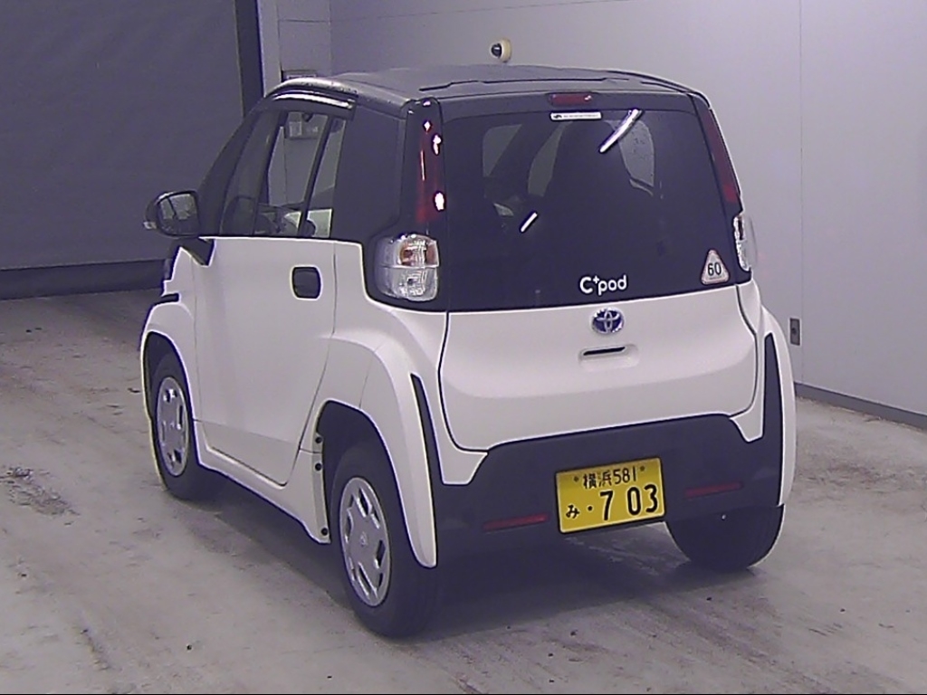 TOYOTA C+POD