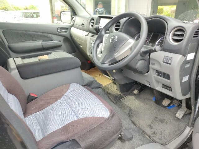 NISSAN NV350 CARAVAN