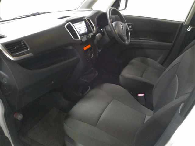 MITSUBISHI DELICA D:2