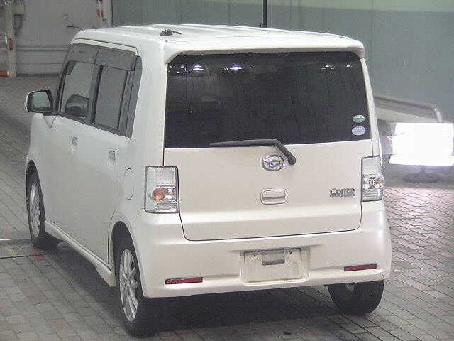 DAIHATSU MOVE CONTE