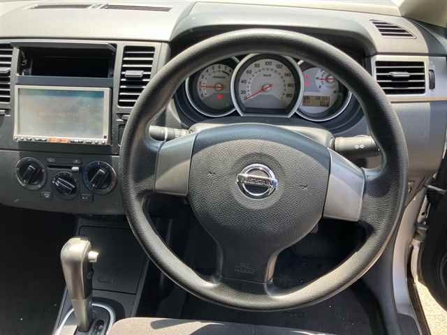 NISSAN TIIDA LATIO