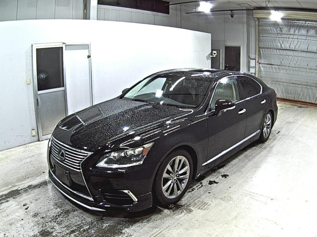 LEXUS LS600H