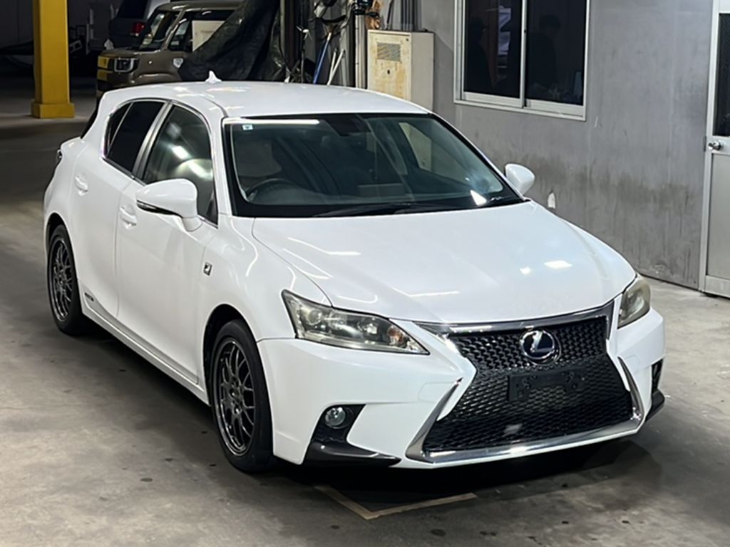 LEXUS CT200H