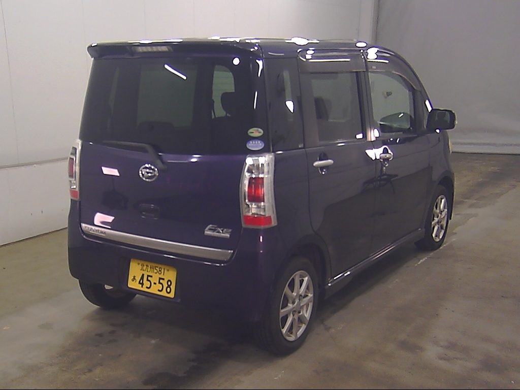 DAIHATSU TANTO EXE