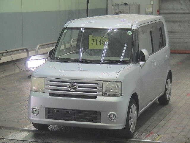 DAIHATSU MOVE CONTE