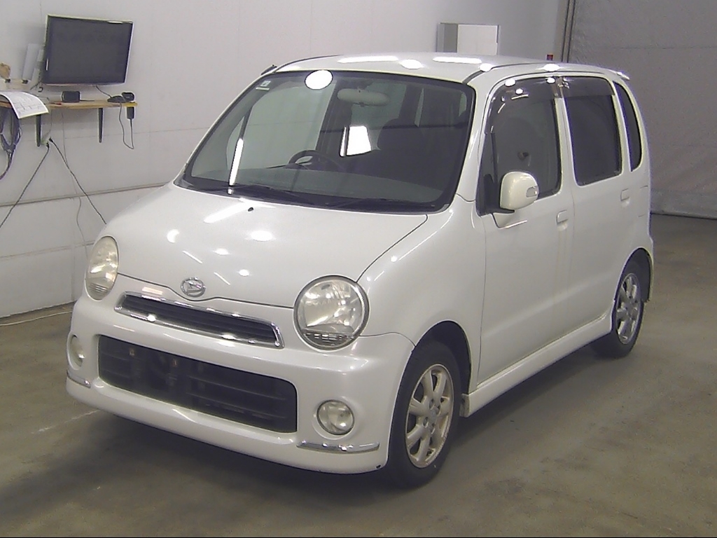 DAIHATSU MOVE LATTE