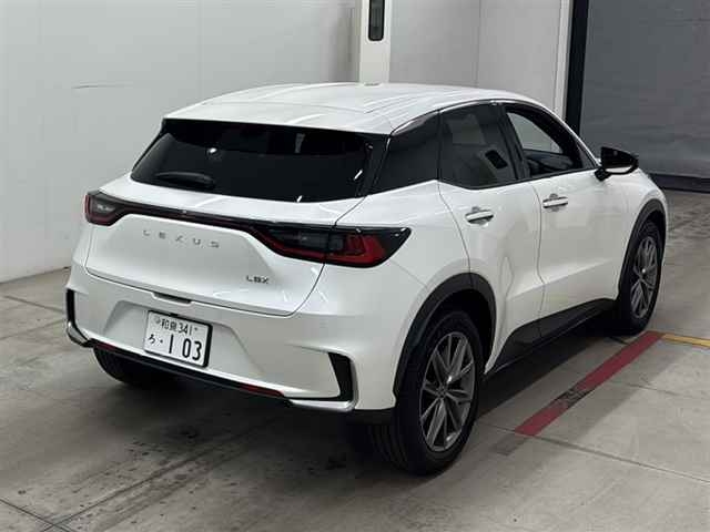 LEXUS LBX