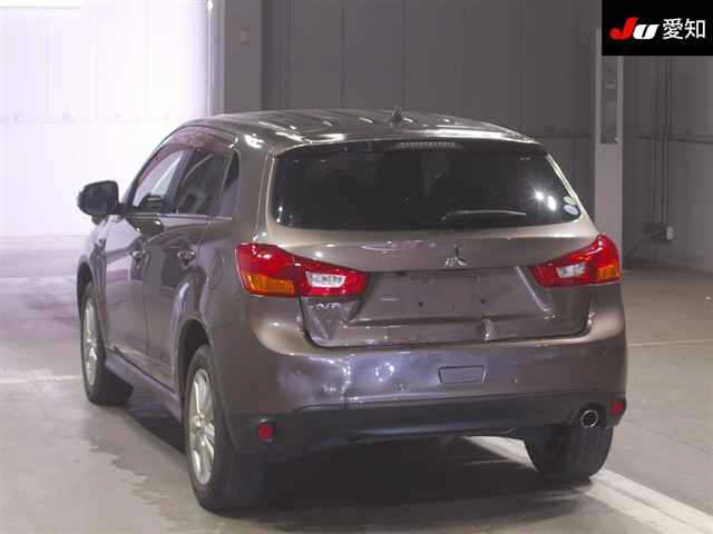 MITSUBISHI RVR