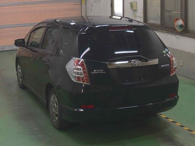 HONDA FIT SHUTTLE