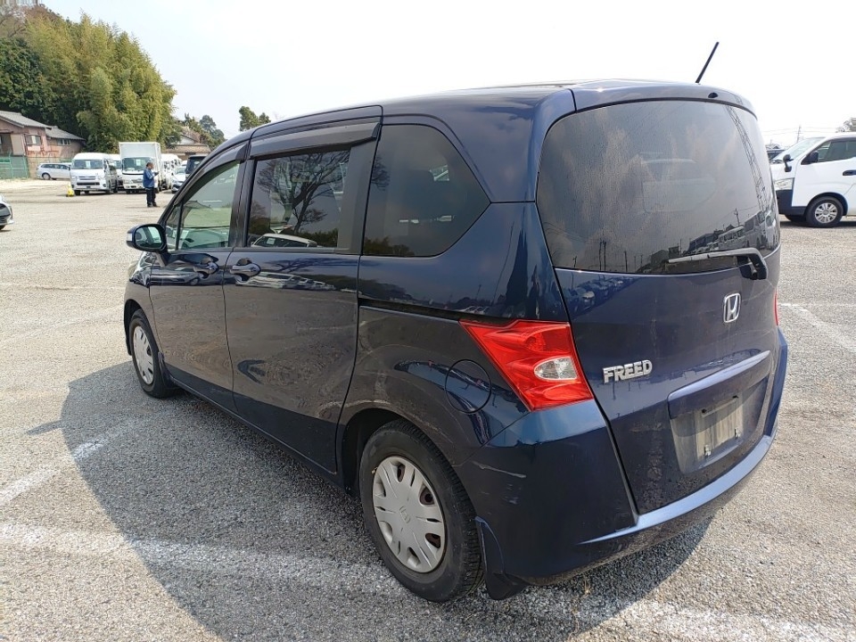 HONDA FREED