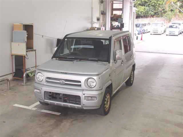 DAIHATSU NAKED