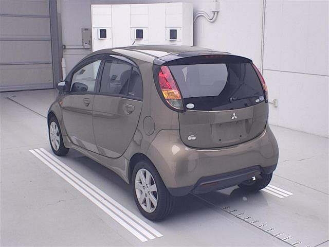 MITSUBISHI I