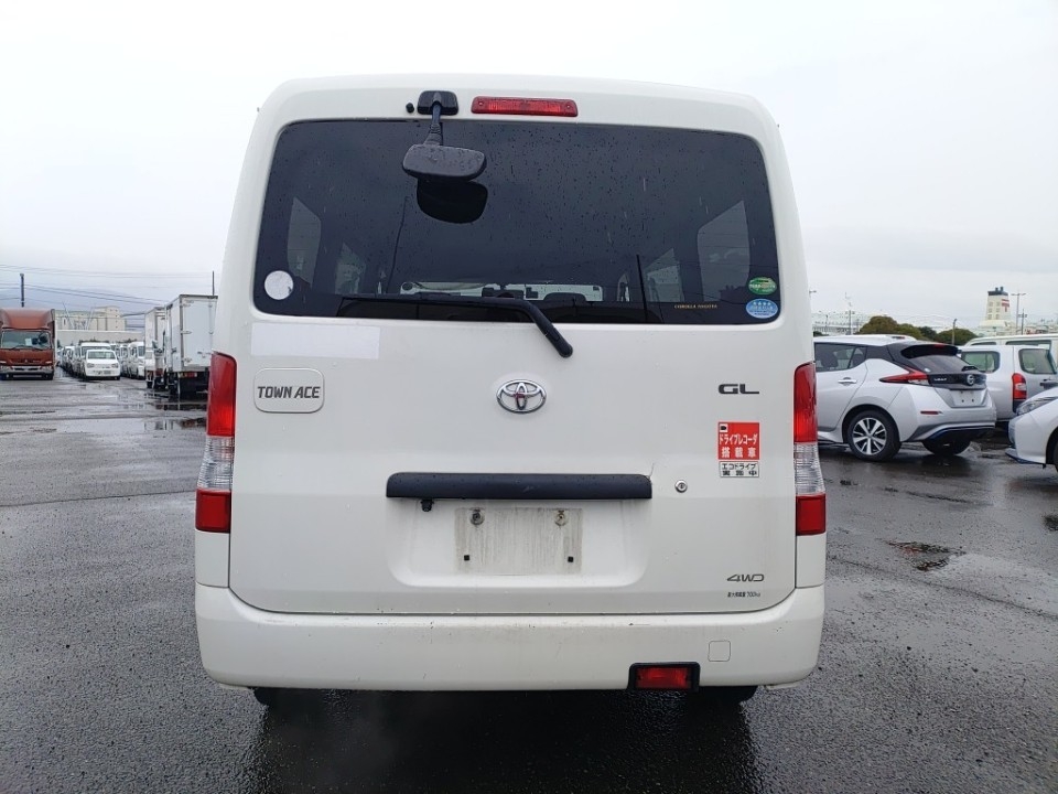 TOYOTA TOWN ACE