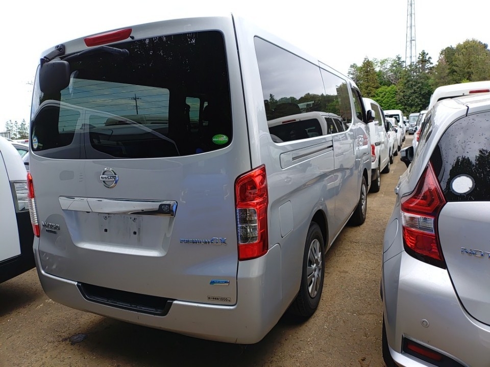 NISSAN NV350 CARAVAN