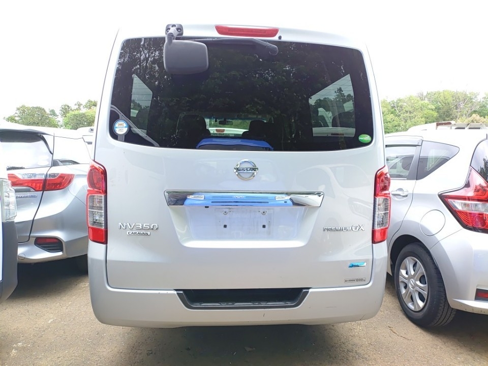 NISSAN NV350 CARAVAN