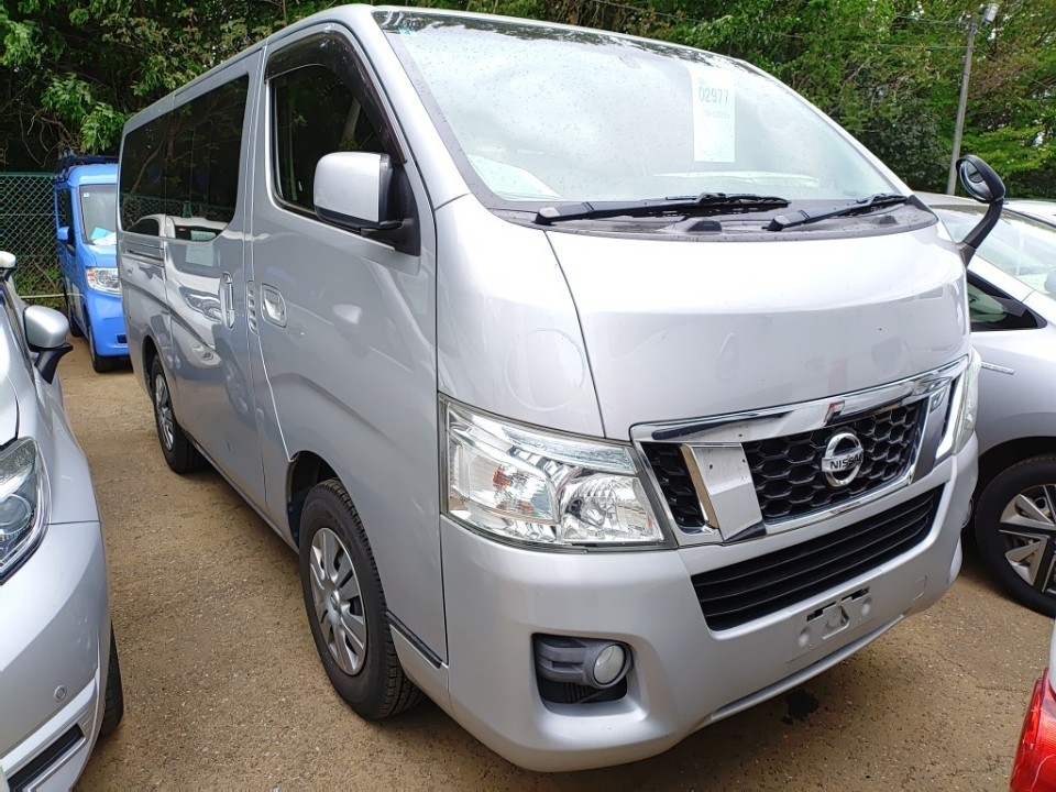 NISSAN NV350 CARAVAN