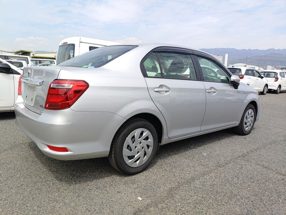 TOYOTA COROLLA AXIO
