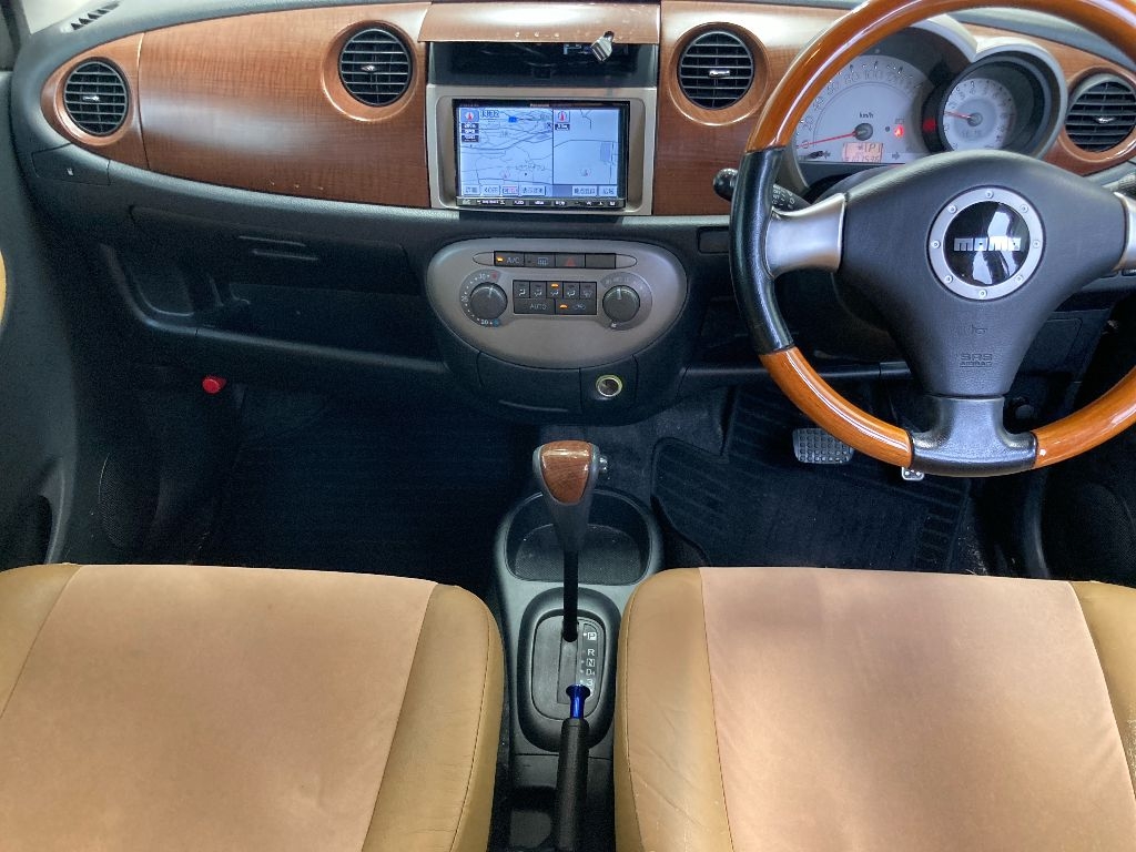 DAIHATSU MIRA GINO