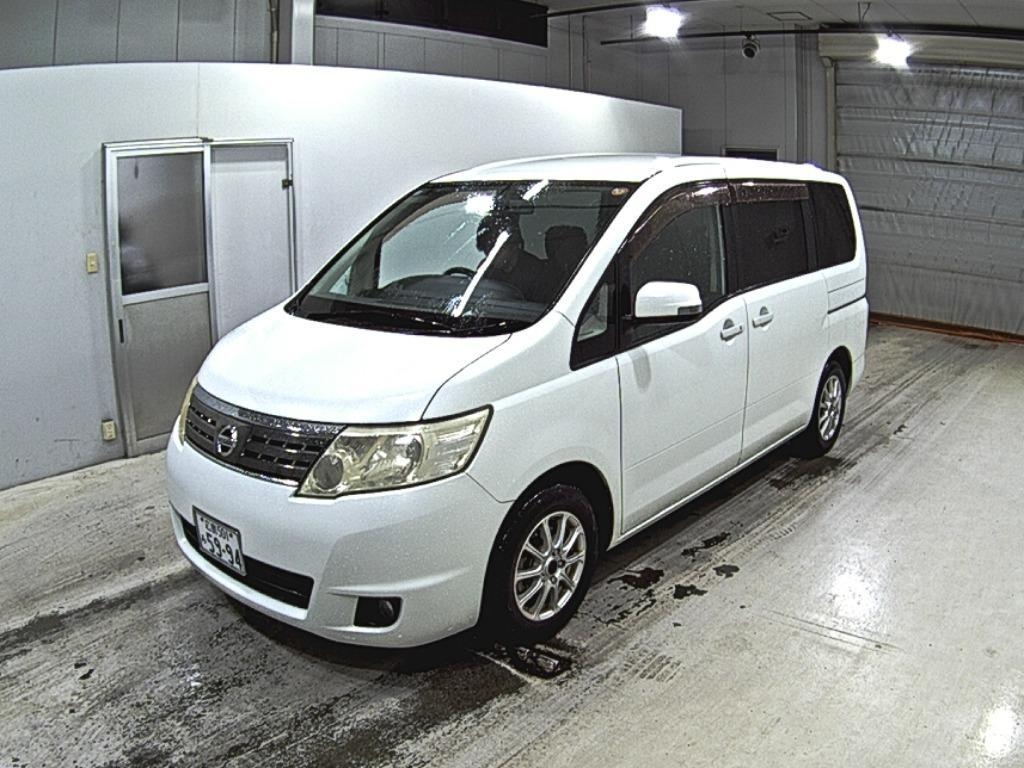 NISSAN SERENA