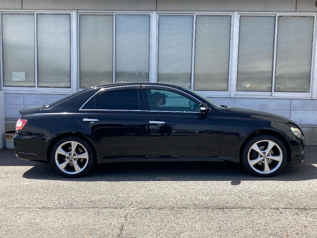 TOYOTA MARK X