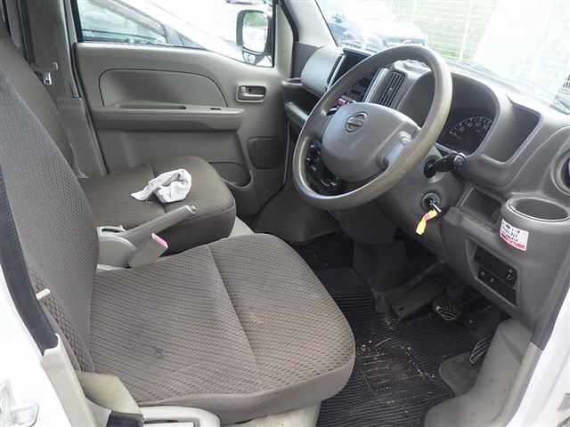 NISSAN NV100 CLIPPER