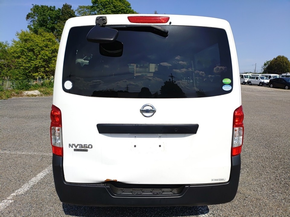 NISSAN NV350 CARAVAN