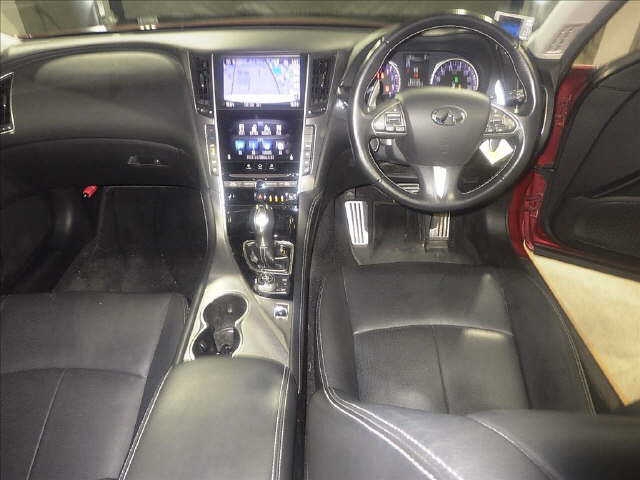 NISSAN SKYLINE