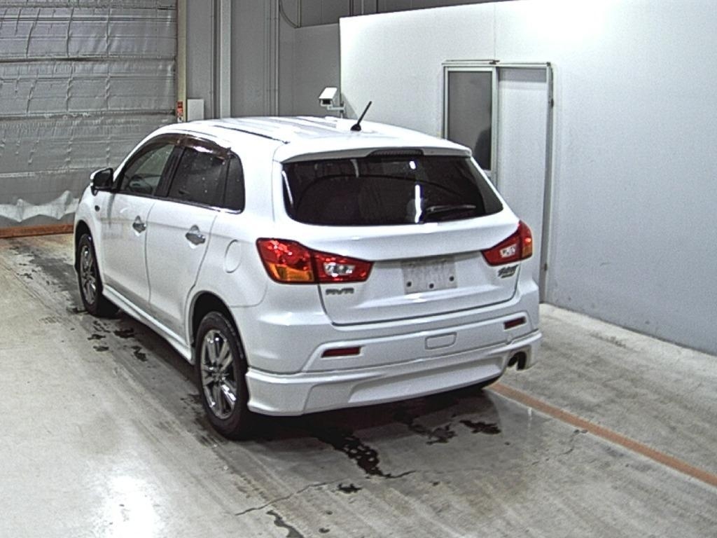 MITSUBISHI RVR