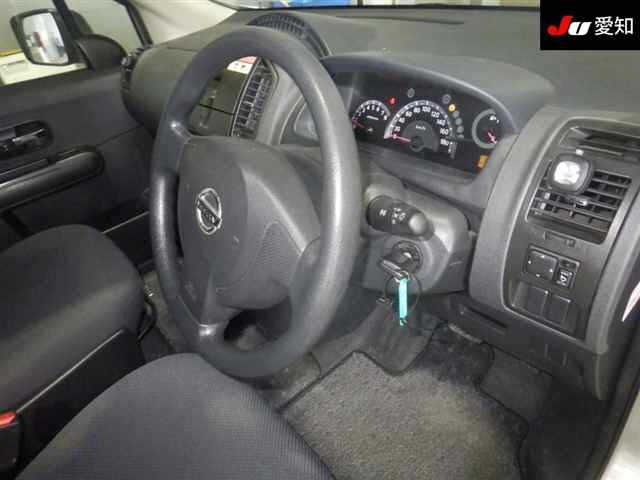 NISSAN LAFESTA