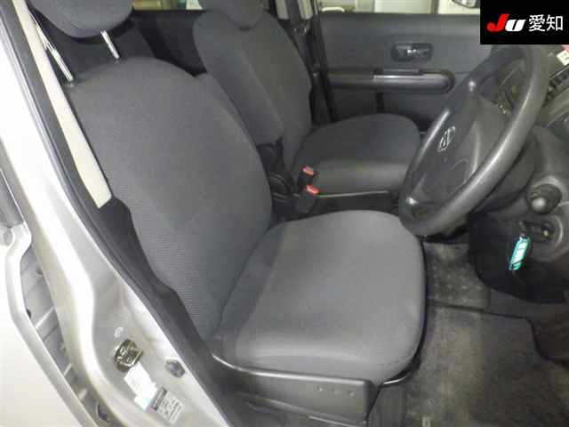 NISSAN LAFESTA
